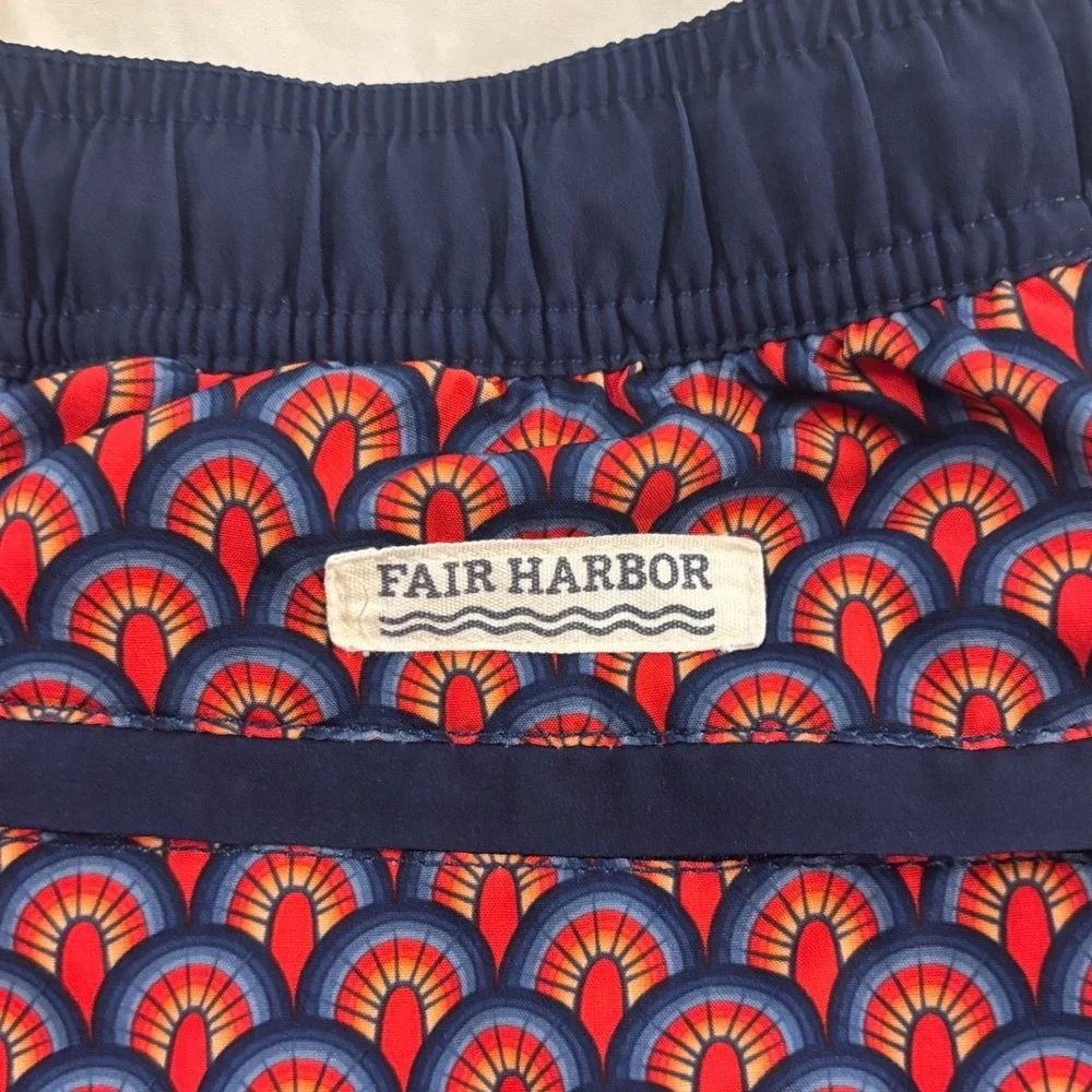 Fair Harbor Mens Swim Shorts Red Navy Geometric Fan Print Board Shorts Large